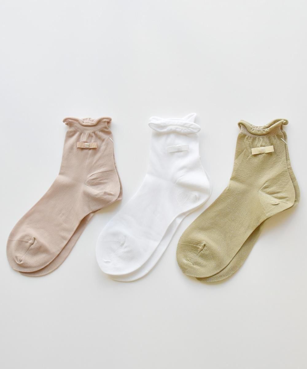 RIBBON SOCKSPINKWHITEGOLD<img class='new_mark_img2' src='https://img.shop-pro.jp/img/new/icons1.gif' style='border:none;display:inline;margin:0px;padding:0px;width:auto;' />