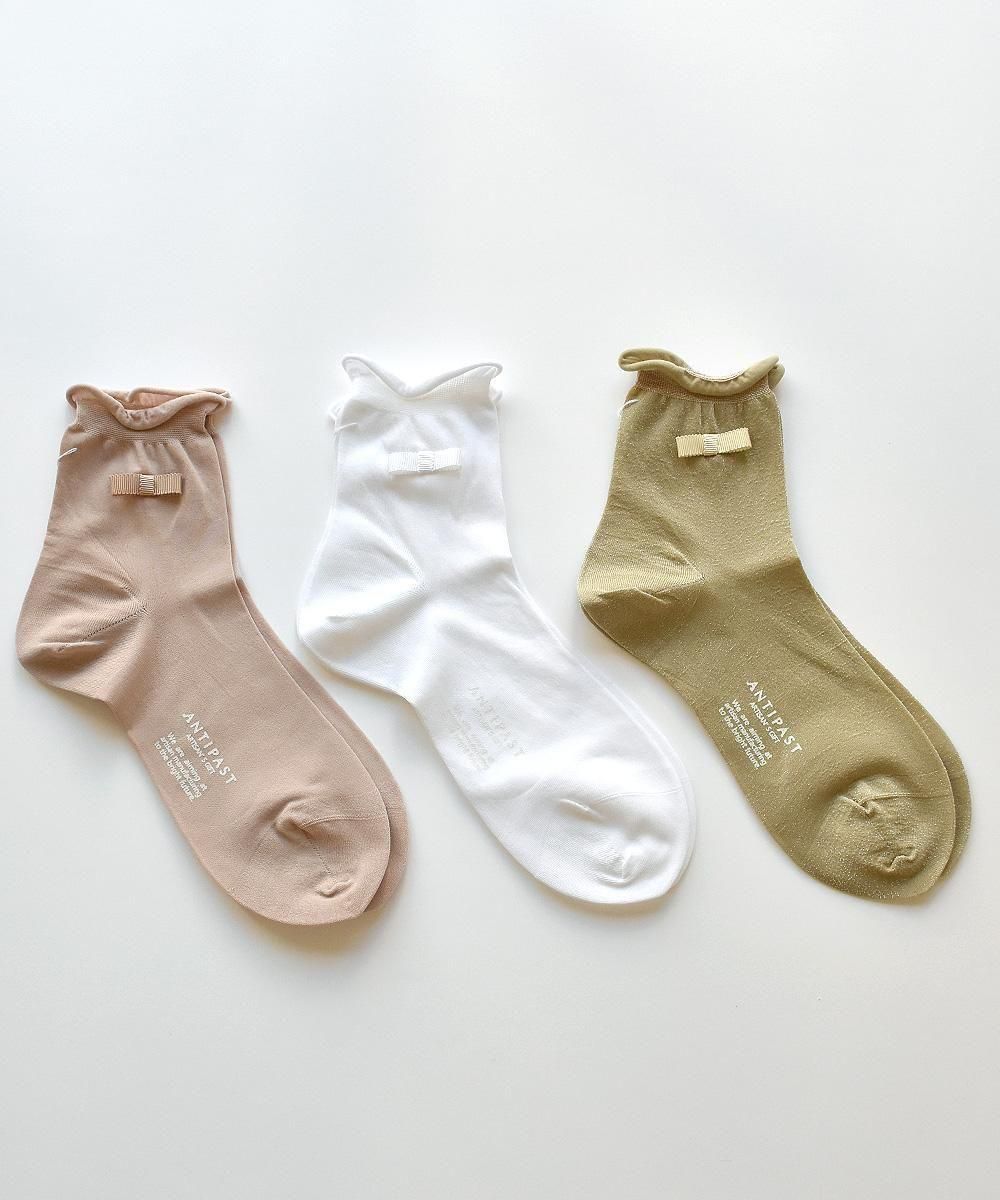 RIBBON SOCKSPINKWHITEGOLD<img class='new_mark_img2' src='https://img.shop-pro.jp/img/new/icons1.gif' style='border:none;display:inline;margin:0px;padding:0px;width:auto;' />