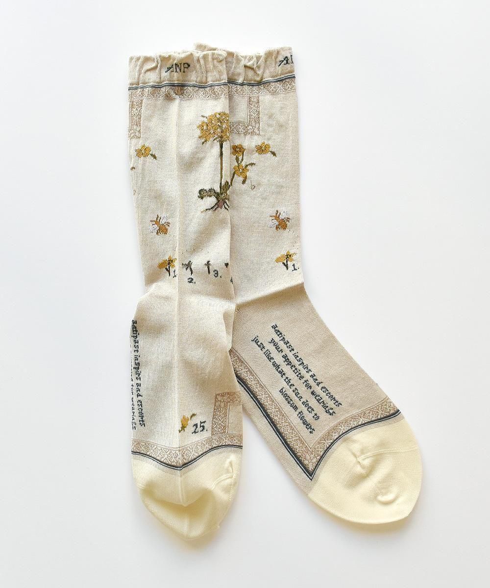 BOTANICAL XVI SOCKSBLACKCAMELIVORY<img class='new_mark_img2' src='https://img.shop-pro.jp/img/new/icons1.gif' style='border:none;display:inline;margin:0px;padding:0px;width:auto;' />