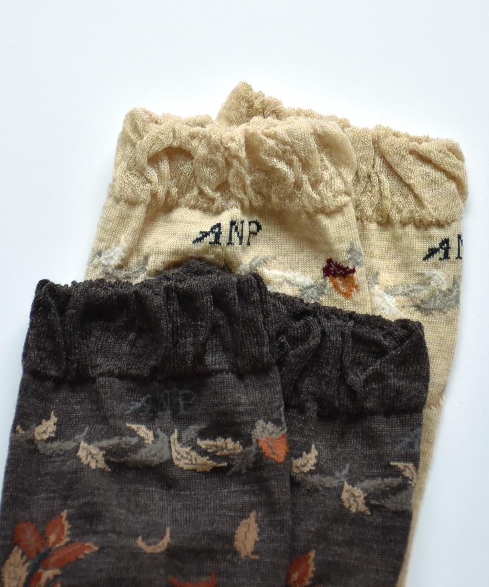 WIND & THE ACORN TREE SOCKSBEIGEDARK BROWN<img class='new_mark_img2' src='https://img.shop-pro.jp/img/new/icons1.gif' style='border:none;display:inline;margin:0px;padding:0px;width:auto;' />
