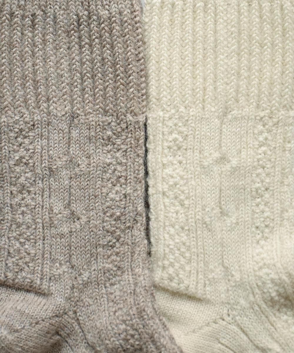 CABLE SOCKSBEIGEIVORY<img class='new_mark_img2' src='https://img.shop-pro.jp/img/new/icons1.gif' style='border:none;display:inline;margin:0px;padding:0px;width:auto;' />