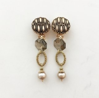 Chandelier & Pearl Earrings