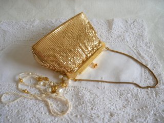 【OROTON】　ゴールド色メタルメッシュ製　スモールハンドバッグ