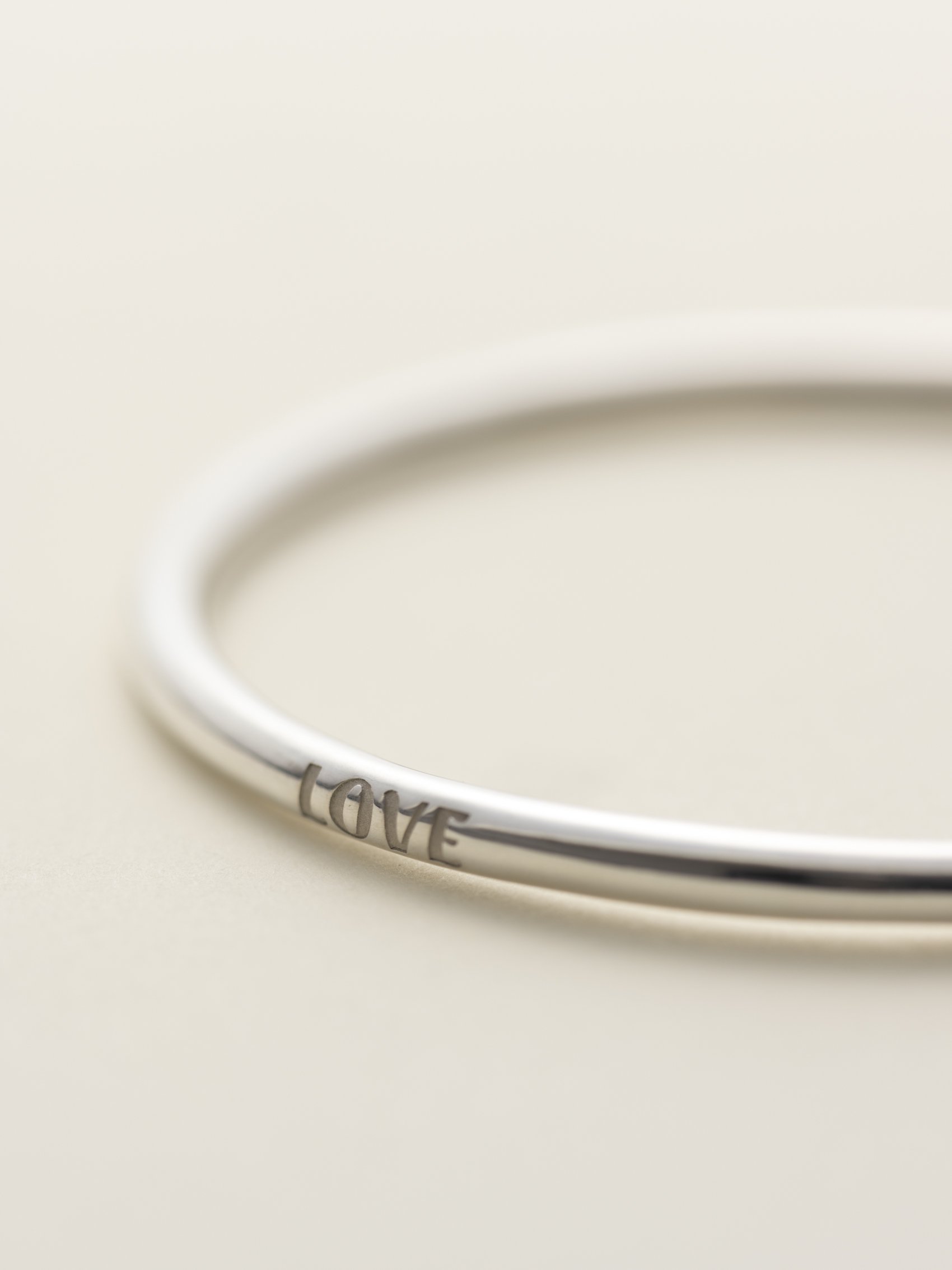 sv925 LOVE bangle ξʲ