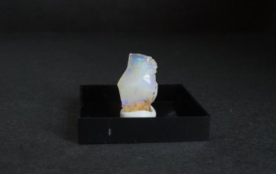オパール Opal