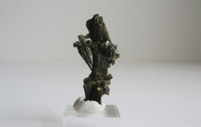 ԥɡ Epidote