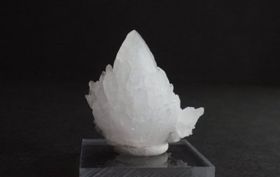  Quartz