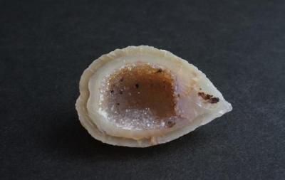  Agate