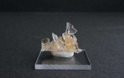  Quartz