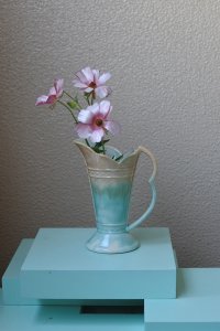 SOLD scallop shape daily vase / スカラップの形の花器