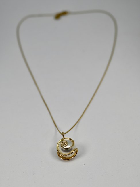 white pearl necklace charm medium size / ホワイト巻パールネックレスチャーム ミディアムサイズ -  Furnishing