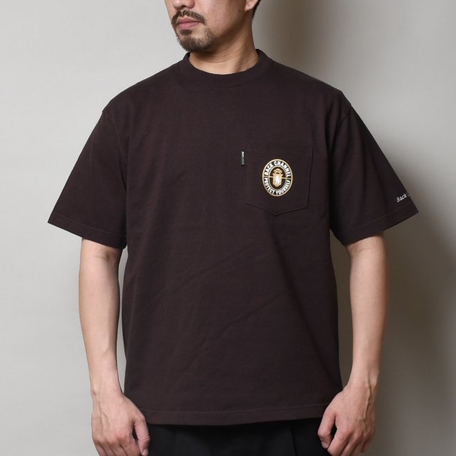 <img class='new_mark_img1' src='https://img.shop-pro.jp/img/new/icons7.gif' style='border:none;display:inline;margin:0px;padding:0px;width:auto;' />Back Channel BLUNT LABEL POCKET T