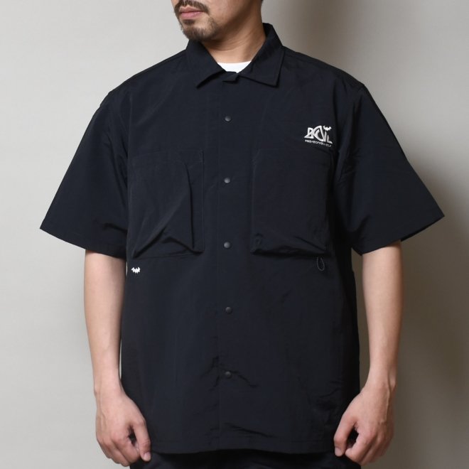 <img class='new_mark_img1' src='https://img.shop-pro.jp/img/new/icons7.gif' style='border:none;display:inline;margin:0px;padding:0px;width:auto;' />Back Channel UTILITY HALF SLEEVE SHIRT