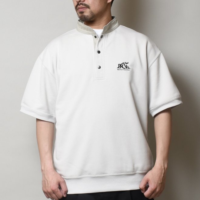 <img class='new_mark_img1' src='https://img.shop-pro.jp/img/new/icons7.gif' style='border:none;display:inline;margin:0px;padding:0px;width:auto;' />Back Channel HENLY NECK HALF SLEEVE SWEAT