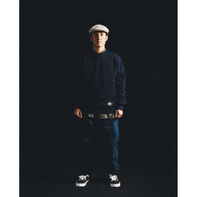 <img class='new_mark_img1' src='https://img.shop-pro.jp/img/new/icons7.gif' style='border:none;display:inline;margin:0px;padding:0px;width:auto;' />Back Channel KNIT CREWNECK