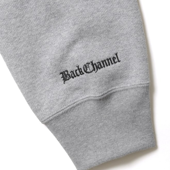 <img class='new_mark_img1' src='https://img.shop-pro.jp/img/new/icons7.gif' style='border:none;display:inline;margin:0px;padding:0px;width:auto;' />Back Channel ONE POINT CREWNECK