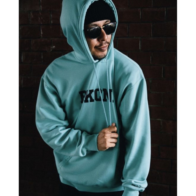 <img class='new_mark_img1' src='https://img.shop-pro.jp/img/new/icons7.gif' style='border:none;display:inline;margin:0px;padding:0px;width:auto;' />Back Channel DRY HOODIE