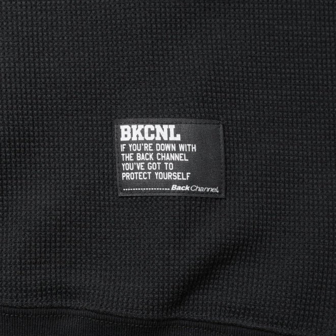 <img class='new_mark_img1' src='https://img.shop-pro.jp/img/new/icons7.gif' style='border:none;display:inline;margin:0px;padding:0px;width:auto;' />Back Channel COOLMAX THERMAL SWEATSHIRT