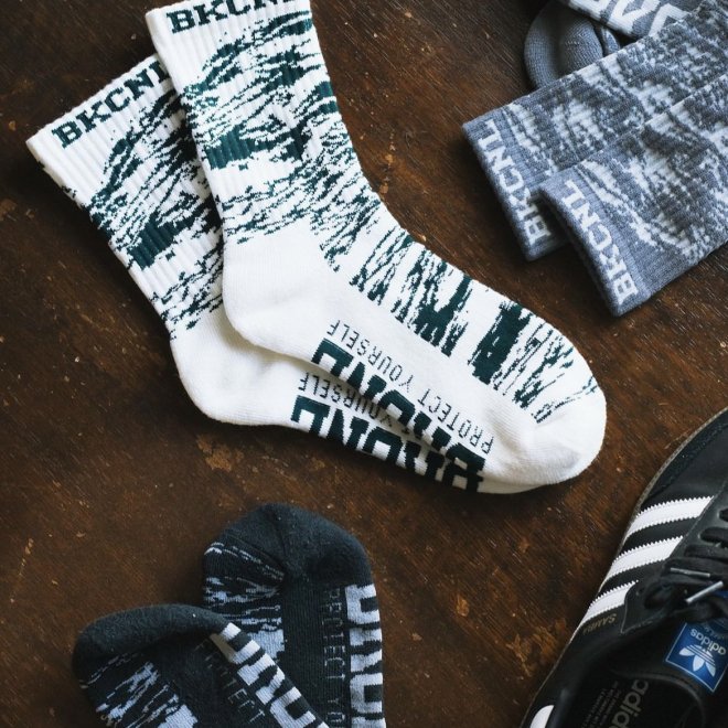 <img class='new_mark_img1' src='https://img.shop-pro.jp/img/new/icons7.gif' style='border:none;display:inline;margin:0px;padding:0px;width:auto;' />Back Channel GHOSTLION CAMO SOCKS
