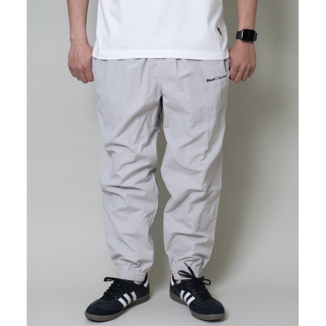 <img class='new_mark_img1' src='https://img.shop-pro.jp/img/new/icons7.gif' style='border:none;display:inline;margin:0px;padding:0px;width:auto;' />Back Channel NYLON JOGGER PANTS
