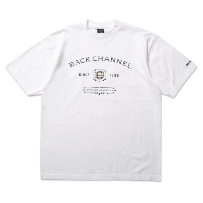 <img class='new_mark_img1' src='https://img.shop-pro.jp/img/new/icons7.gif' style='border:none;display:inline;margin:0px;padding:0px;width:auto;' />Back Channel LABEL TEE
