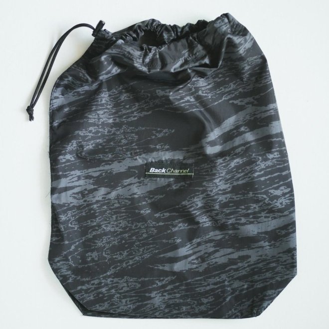 <img class='new_mark_img1' src='https://img.shop-pro.jp/img/new/icons7.gif' style='border:none;display:inline;margin:0px;padding:0px;width:auto;' />Back Channel GHOSTLION CAMO STUFF BAG