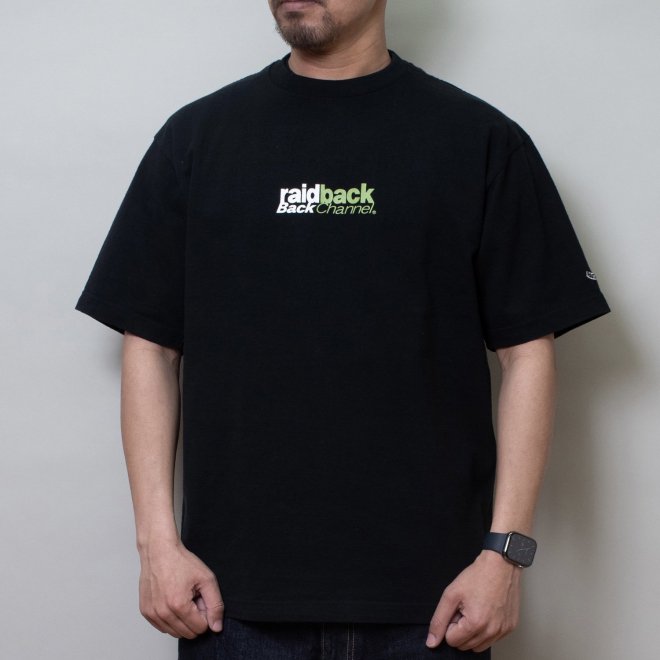 <img class='new_mark_img1' src='https://img.shop-pro.jp/img/new/icons7.gif' style='border:none;display:inline;margin:0px;padding:0px;width:auto;' />Back Channel raidback fabric LOGO TEE