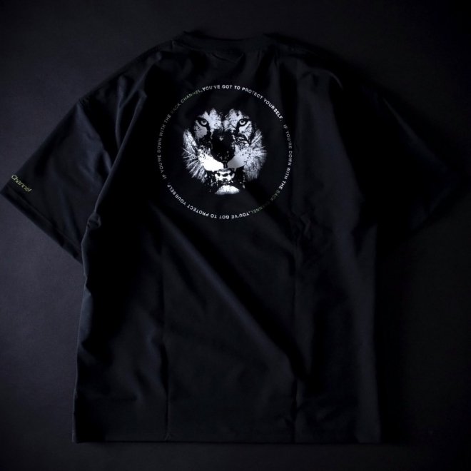 <img class='new_mark_img1' src='https://img.shop-pro.jp/img/new/icons7.gif' style='border:none;display:inline;margin:0px;padding:0px;width:auto;' />Back Channel BC LION STRETCH TEE (BLACK SUGAR LIMITED)