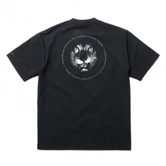 <img class='new_mark_img1' src='https://img.shop-pro.jp/img/new/icons7.gif' style='border:none;display:inline;margin:0px;padding:0px;width:auto;' />Back Channel BC LION STRETCH TEE (BLACK SUGAR LIMITED)