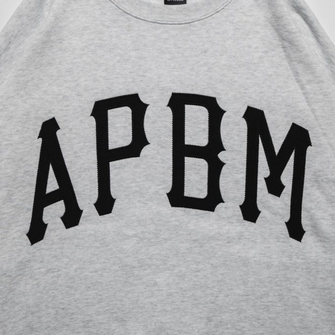 <img class='new_mark_img1' src='https://img.shop-pro.jp/img/new/icons7.gif' style='border:none;display:inline;margin:0px;padding:0px;width:auto;' />APPLEBUM åץХ  APBM CREW SWEAT 