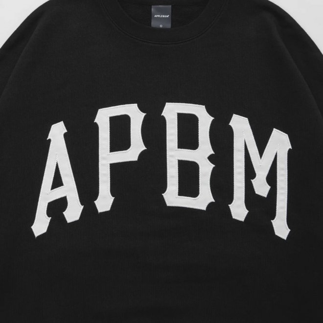 <img class='new_mark_img1' src='https://img.shop-pro.jp/img/new/icons7.gif' style='border:none;display:inline;margin:0px;padding:0px;width:auto;' />APPLEBUM åץХ  APBM CREW SWEAT 