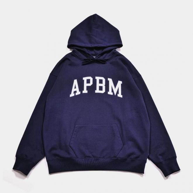 <img class='new_mark_img1' src='https://img.shop-pro.jp/img/new/icons7.gif' style='border:none;display:inline;margin:0px;padding:0px;width:auto;' />APPLEBUM åץХ APBM SWEAT PARKA