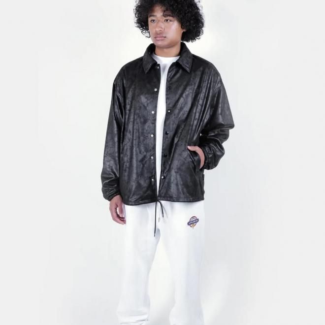<img class='new_mark_img1' src='https://img.shop-pro.jp/img/new/icons7.gif' style='border:none;display:inline;margin:0px;padding:0px;width:auto;' />APPLEBUM åץХ SYNTHETIC LEATHER JACKET