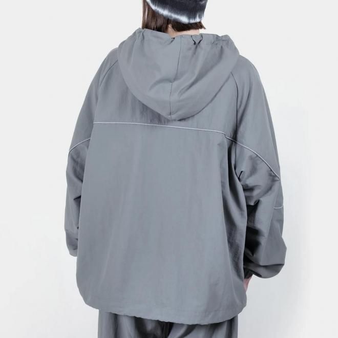 <img class='new_mark_img1' src='https://img.shop-pro.jp/img/new/icons7.gif' style='border:none;display:inline;margin:0px;padding:0px;width:auto;' />APPLEBUM åץХ NYLON TRACK JACKET