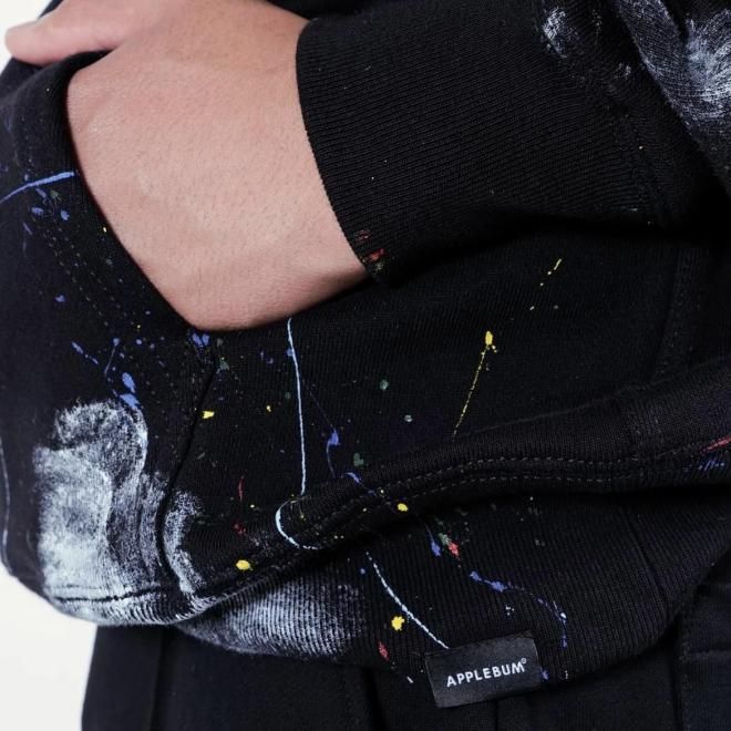 <img class='new_mark_img1' src='https://img.shop-pro.jp/img/new/icons7.gif' style='border:none;display:inline;margin:0px;padding:0px;width:auto;' />APPLEBUM åץХ PAINT SWEAT PARKA