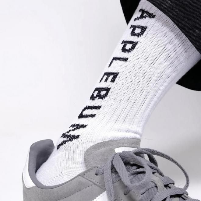 <img class='new_mark_img1' src='https://img.shop-pro.jp/img/new/icons7.gif' style='border:none;display:inline;margin:0px;padding:0px;width:auto;' />APPLEBUM アップルバム LOGO SOCKS