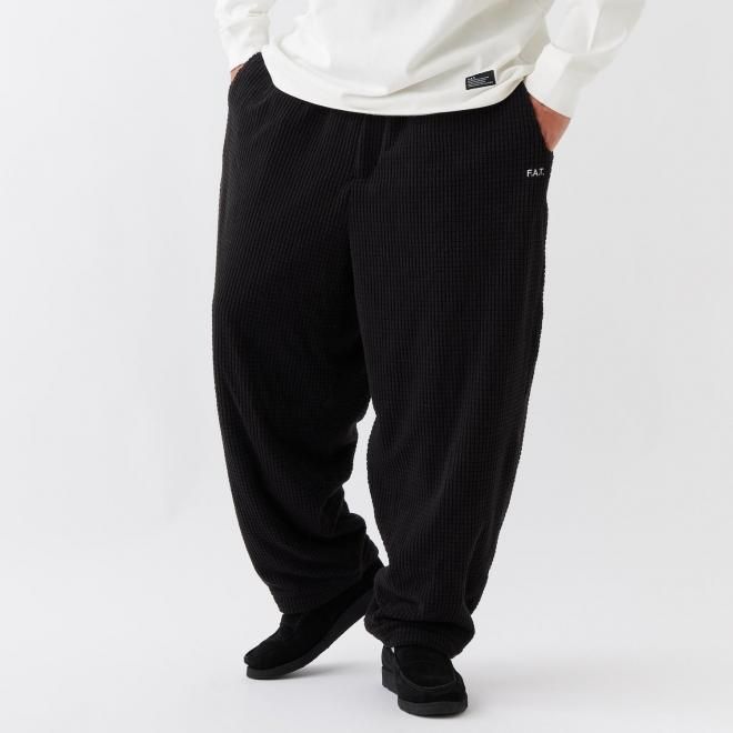 <img class='new_mark_img1' src='https://img.shop-pro.jp/img/new/icons7.gif' style='border:none;display:inline;margin:0px;padding:0px;width:auto;' />F.A.T. エフエーティー GRIDLACKS