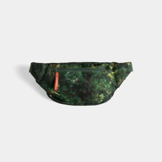 <img class='new_mark_img1' src='https://img.shop-pro.jp/img/new/icons7.gif' style='border:none;display:inline;margin:0px;padding:0px;width:auto;' />APPLEBUM アップルバム “PIXEL CAMO” WAIST BAG