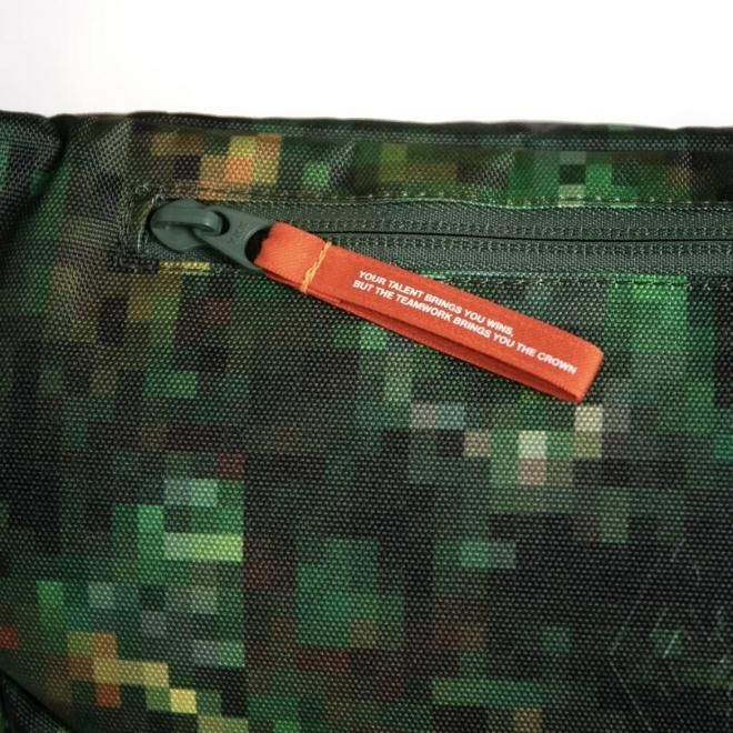 <img class='new_mark_img1' src='https://img.shop-pro.jp/img/new/icons7.gif' style='border:none;display:inline;margin:0px;padding:0px;width:auto;' />APPLEBUM アップルバム “PIXEL CAMO” WAIST BAG