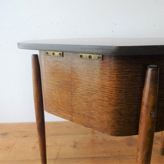 イギリス ヴィンテージ オーク材のソーイングボックス サイドテーブル 