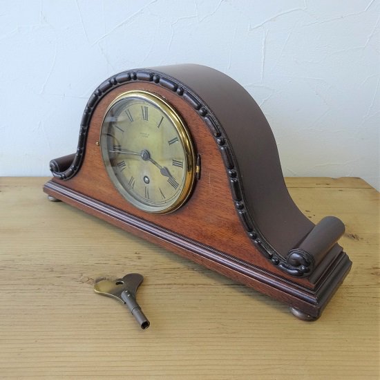 イギリス ヴィンテージ ハロッズの置き時計 Harrods 機械式 １週間巻き 