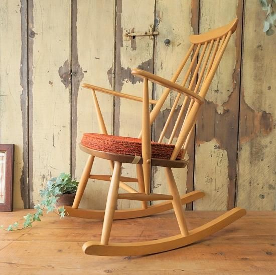 美品】ERCOL チェアメーカーズ ロッキングチェア クッション付き-