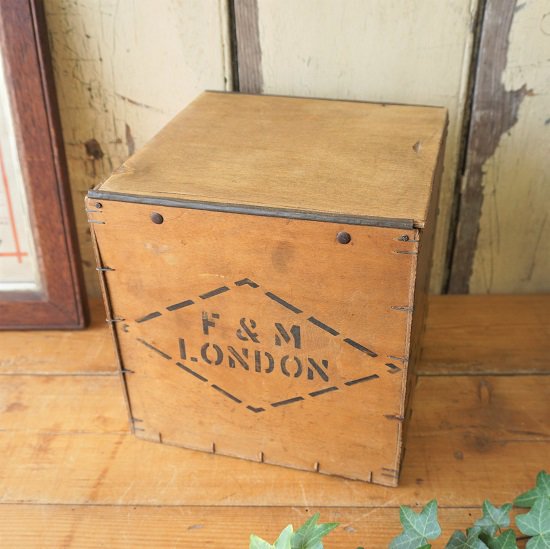 イギリス アンティーク フォートナム＆メイソン 紅茶のストック用木箱