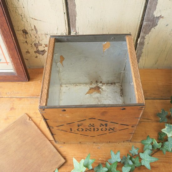 イギリス アンティーク フォートナム＆メイソン 紅茶のストック用木箱 