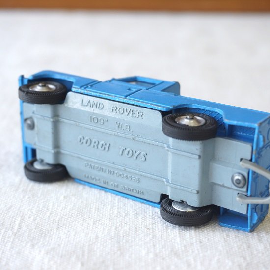 イギリス　ヴィンテージ　ミニカー　CORGI LAND ROVER ブルー - drop antiques ドロップアンティークス  アンティーク家具と雑貨