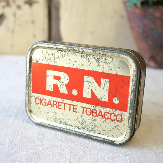 イギリス　ヴィンテージ　ブリキ缶　タバコ　R.N. - drop antiques ドロップアンティークス アンティーク家具と雑貨