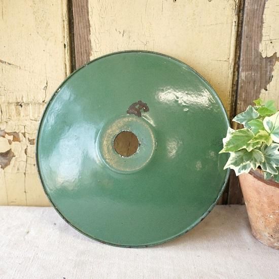 イギリス ヴィンテージ グリーンのホーローシェード シンプルスタイル