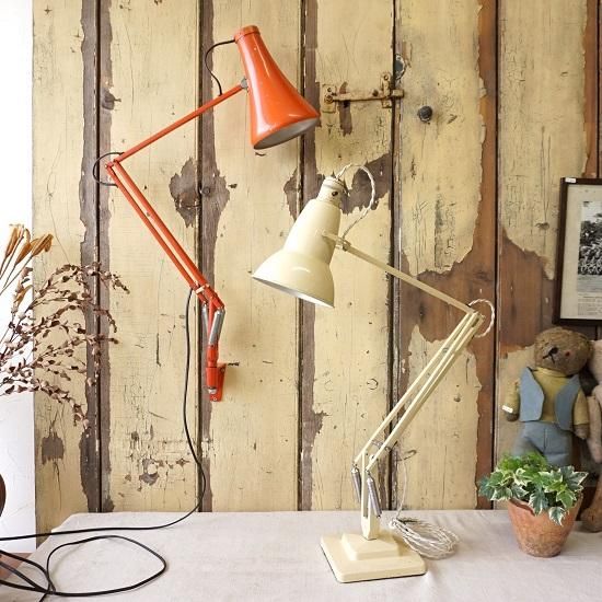 イギリス ヴィンテージ アングルポイズ モデル75 オレンジ ウォール