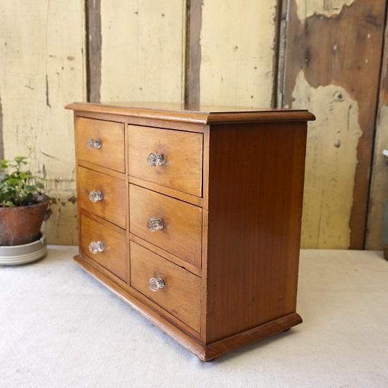 イギリス アンティーク マホガニーの6杯小引き出し ガラスつまみ