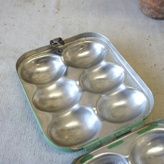 イギリス ヴィンテージ アルミ製 卵ケース エッグケース ピクニック